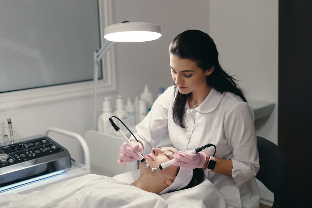 Master of Cosmetic Diploma training at BC Medical Clinic
